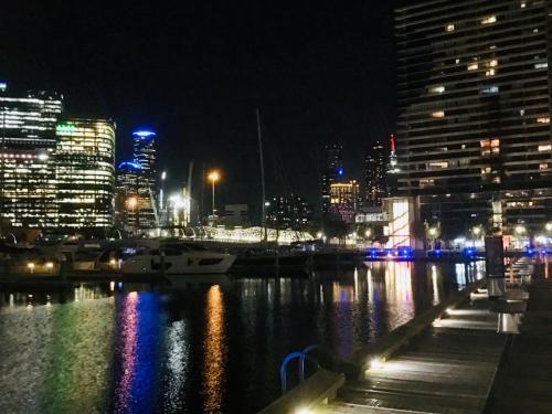 Luxury On The Water (private Luxurious Boat)