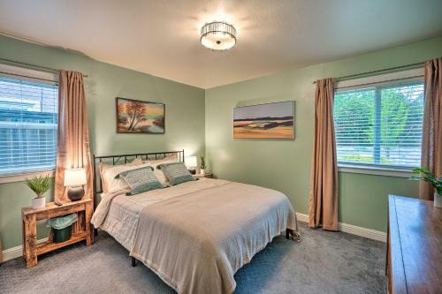 Midcentury Gem In Arden Manor Neighborhood!