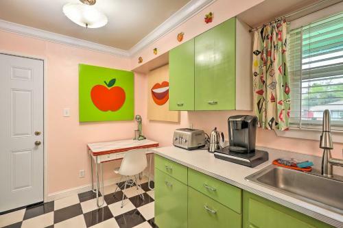 Midcentury Gem In Arden Manor Neighborhood!