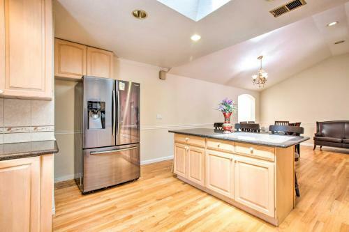 Bright San Jose House With Private Yard And Deck!