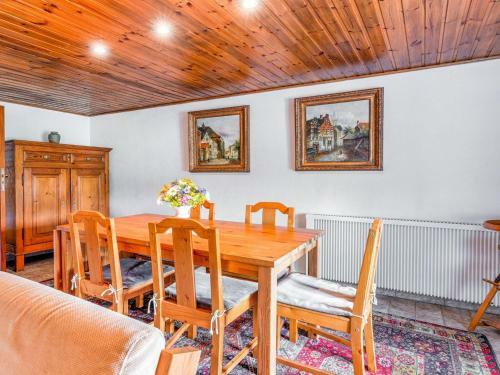 Quaint Holiday Home In Trois-ponts Near Forest