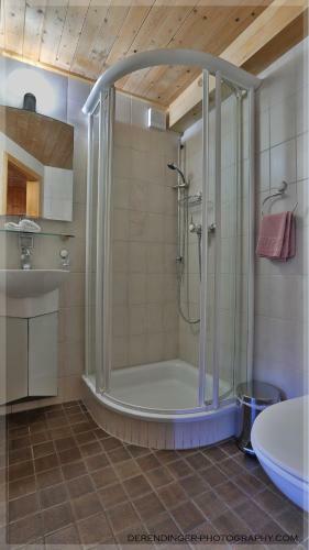 Hostal Gasthaus Bellawiese