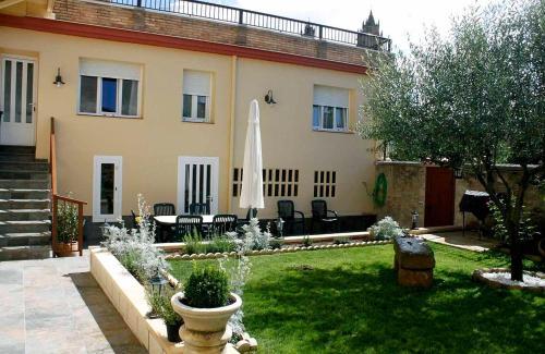 Hostal Casa Rural La Corchea