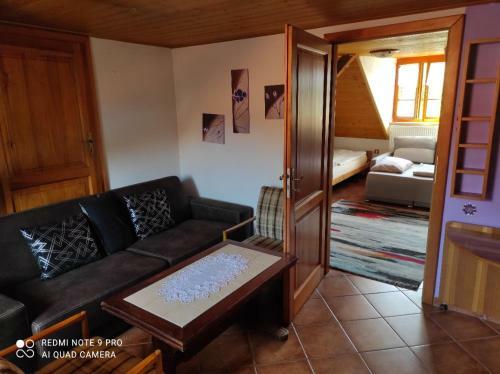 Apartm�n Pod S?�brnou Horou