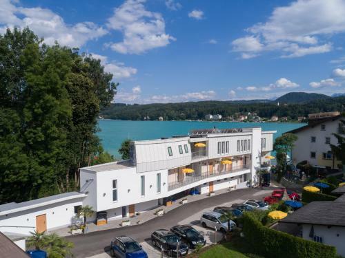 Aparthotel Barry Memle Directly On The Lake