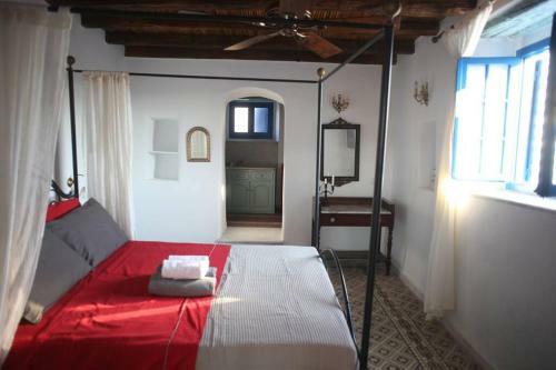 Kato Koufonisi Stone House