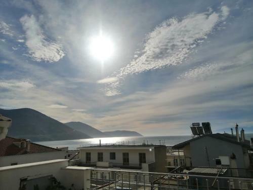 Apartamento Luxury Seafront House Nearby Delphi