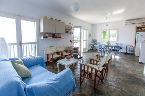 Seaside Maisonette In Kiveri, Near Nafplion.