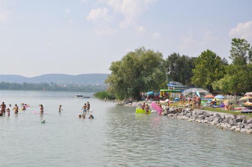 Aqua Camp Mobilh�zak - Eur�pa Kemping Als��rs