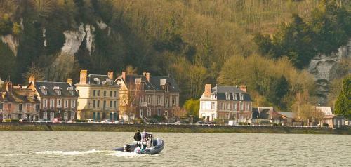 Bed & Breakfast Les Buis De Boscherville