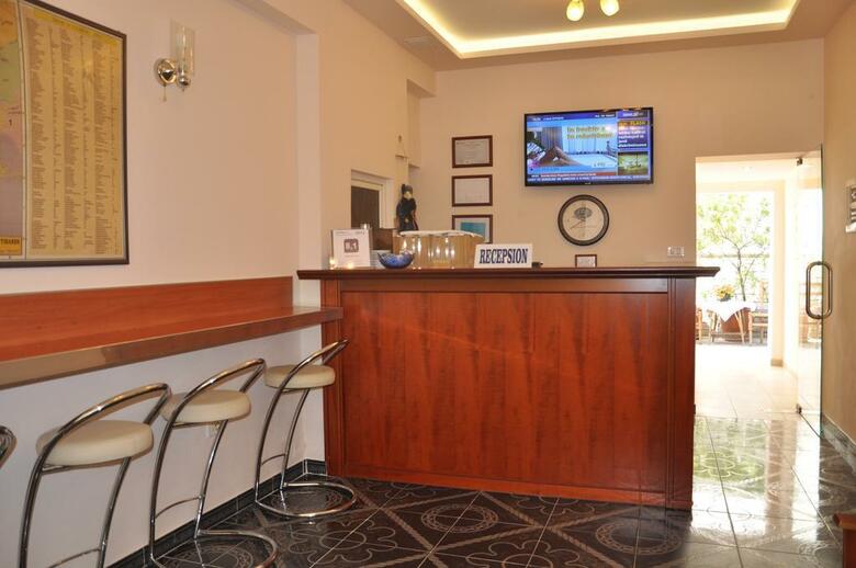 Hotel Pik Loti