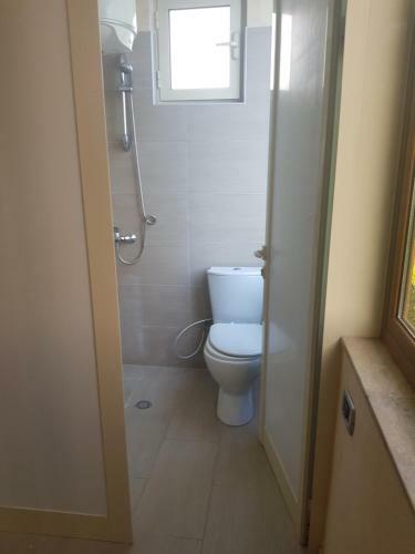 Hostal Rooms Vera's Vila