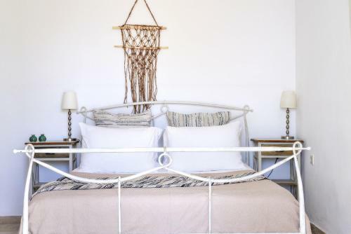 New! Paxoswhite Sea View Apartments & Studios!