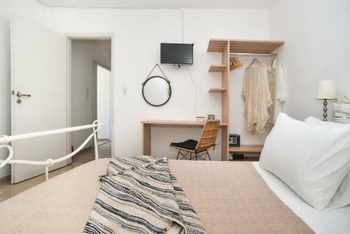 New! Paxoswhite Sea View Apartments & Studios!