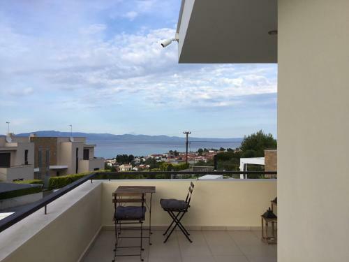 Villa Paradiso - Private Pool, 3 Bdrms, Bbq, Sea View