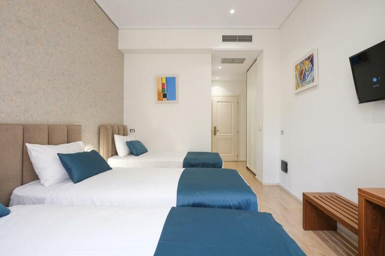 Golden City Hotel