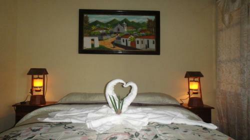 Albergue Hotel & Hostal Berakah