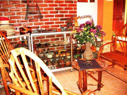 Hotel & Hostal Yaxkin Copan