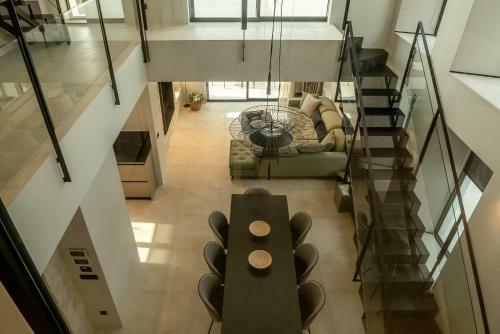Villas Phos And Kallos