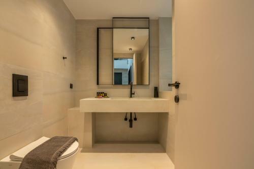 Villas Phos And Kallos