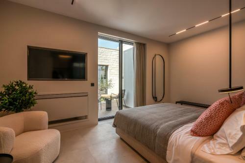 Villas Phos And Kallos