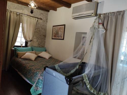 Koutouloufari Cosy Cretan Cottage