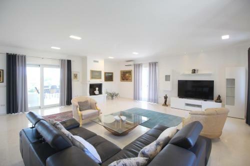 Villa Minu