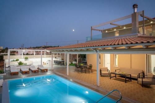 Alba Bianca Villa, A Secluded Retreat!