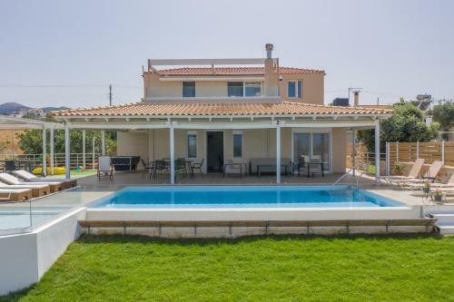 Alba Bianca Villa, A Secluded Retreat!