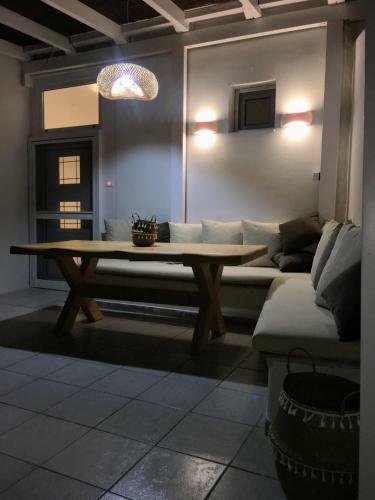 Villa Aqua Vero Sea Residence