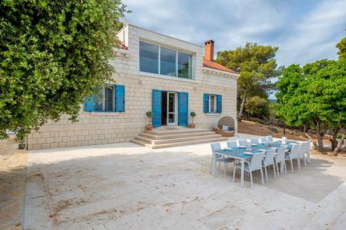Luxury Villa Castello Di Pietra With Private Pool