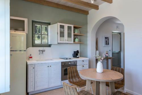 Villa Anamnezia Luxury Suites