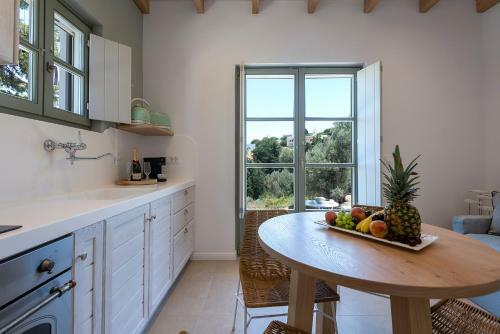 Villa Anamnezia Luxury Suites