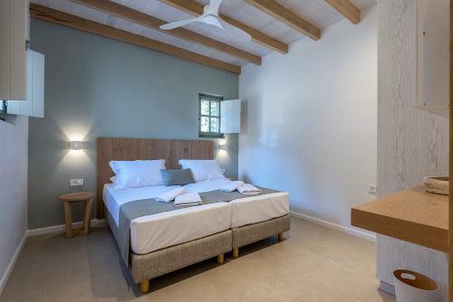 Villa Anamnezia Luxury Suites