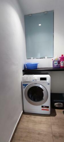 Eleni City Apartments 1