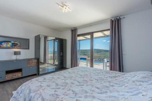 Istrian Villa Roc With Pool For 5 Guests
