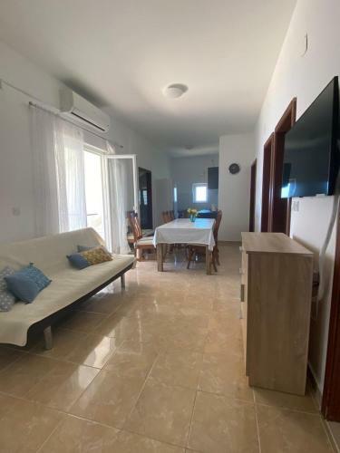 Apartmani By The See Bo?o Beni?