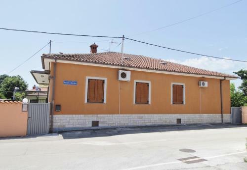 Hostal Apartment Orietta