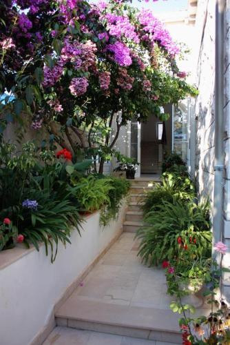 Apartments By The Sea Puntinak, Brac - 718