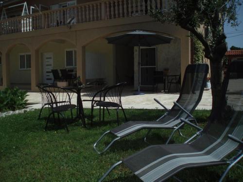 Apartments With A Parking Space Privlaka, Zadar - 12957