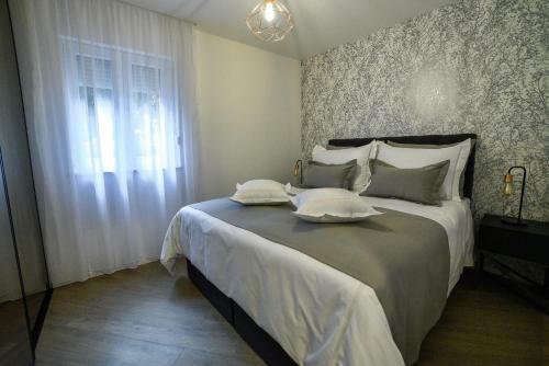 Luxury Apartment Knezovic