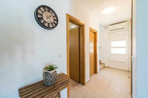 Villa Karin With Heated Pool