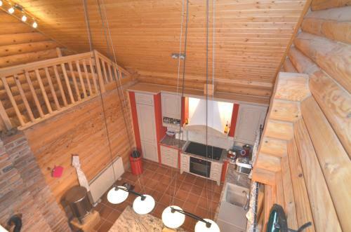 Chalet Mit 7.000 M2 Land Und Wundersch�ne Aussicht