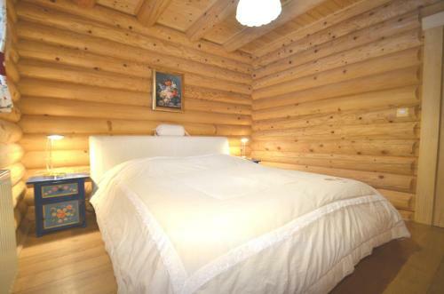 Chalet Mit 7.000 M2 Land Und Wundersch�ne Aussicht