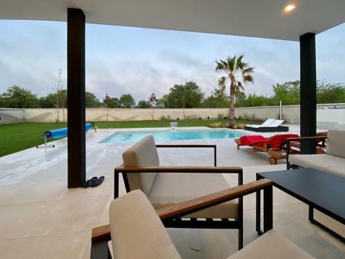 Villa Eni Medulin Sisan Heated Pool