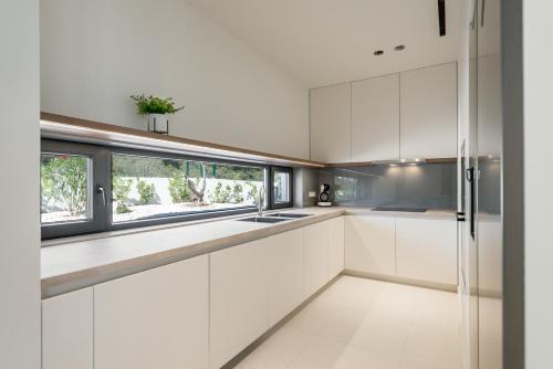 Luxury Villa Sunray 1