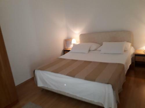 Apartment Gordana - Parking
