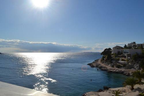Aparthotel Apartments Toni Sea View