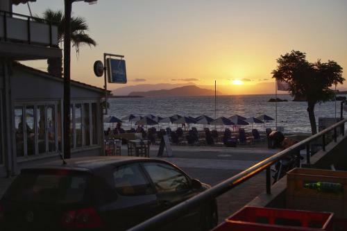 Samuel Apartment, 40 Meters From The Beach