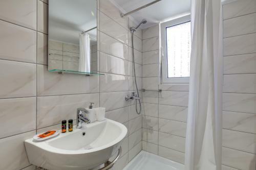Samuel Apartment, 40 Meters From The Beach